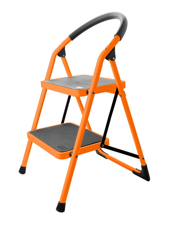 Oceľový rebrík - 2 schodíky (max. 150kg)